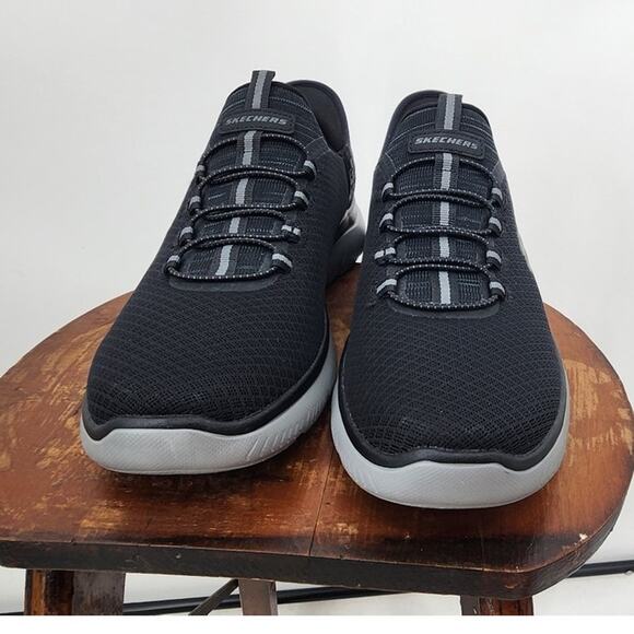 New NWOB Men\'s Skechers Slip Ins Air Cooled Memory Foam Black Sneakers Size 9‎